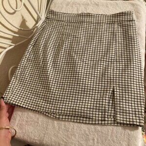 Garage mini skirt with slit